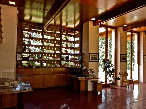 Usonian Style, Silverton Oregon, Frank Lloyd Wright Usonian, Frank Lloyd Wright Buildings, Frank Lloyd Wright Homes, House Pictures, Clerestory Windows, Radiant Floor Heating, Radiant Floor