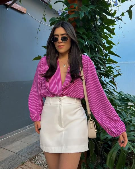 Pink Skirt Outfit Ideas, Pink Skirt Outfits, Casual Sporty Outfits, Love Girl, Casual Day Outfits, Elegante Casual, Stylish Clothes For Women, Color Fashion, Looks Chic