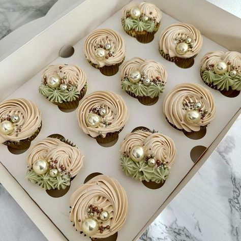 Pampas Cupcakes, Boho Chic Cupcakes, Boho Birthday Cupcakes, Earth Tone Cupcakes, Boho Cupcakes Baby, Boho Theme Cupcakes, Bohemian Cupcakes, Sage And Cream Cupcakes, Boho Cupcakes