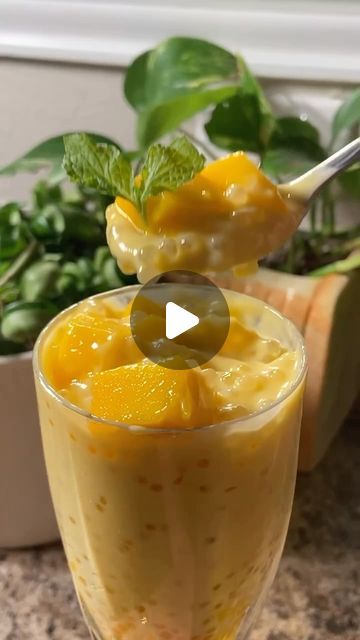 Mango Tapioca Recipe, Mango Dishes, Mango Sago Recipe, Exotic Desserts, Sago Recipes, Tapioca Recipes, Tapioca Pearl, Mango Sago, Mango Pulp