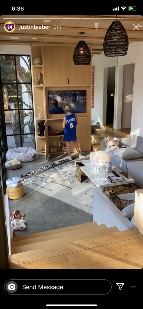 Hailey Bieber House Interior, Hailey Bieber Home, Hailey Bieber House, Justin Bieber Home, Justin Bieber House, Hailey Style, Hailey And Justin, Hailey Justin, Justin And Hailey