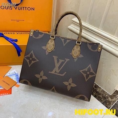 Louie Vuttion Bags, Louie Vuttion, Mochila Louis Vuitton, New Bags, Designer Totes, Luxury Purses, Lv Monogram, Monogram Bag, Vuitton Bag