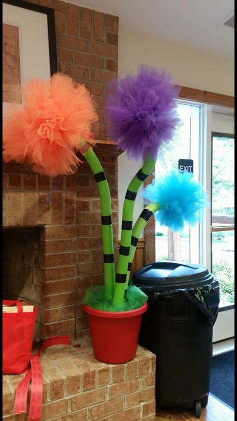 Suessville Decorations, Dr Seuss Trees Diy, Lorax Trunk Or Treat Ideas, Dr Seuss Halloween Decorations, Whoville Christmas Decorations Diy Office, Lorax Trees Diy, Dr Suess Trunk Or Treat Theme, The Lorax Trunk Or Treat, Diy Dr Seuss Decorations