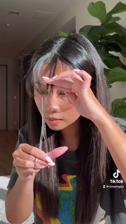 Bangs At Home Step By Step, Wispy Forehead Bangs, Diy Wispy Bangs Haircut, How To Get Wispy Bangs, Curtain Bangs Wispy Fringe, How To Cut Wispy Bangs At Home, Wispy Bangs Diy, Wispy Bangs Tutorial Cut, Wispy Curtain Bangs With Layers