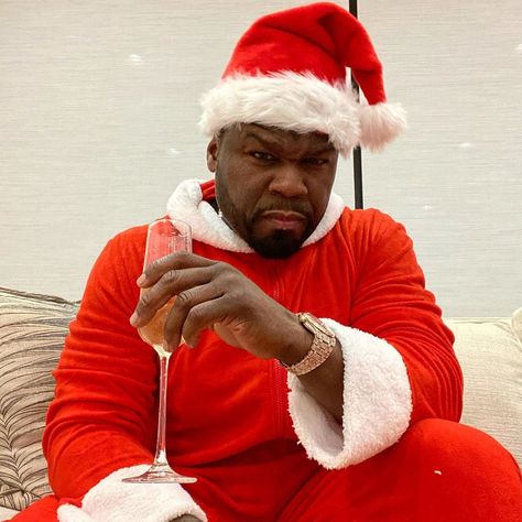 @elcashdoll Christmas Profile Pictures, Big Christmas Gifts, Rapper 50 Cent, Fifty Cent, Positive Quotes For Women, Graphisches Design, Merry Christmas To All, 50 Cent, Funny Profile Pictures