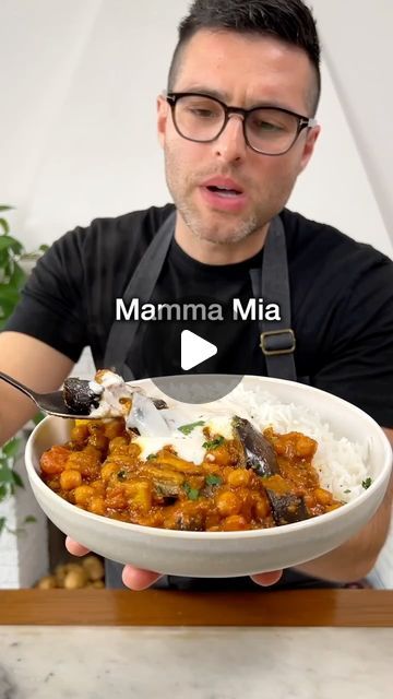 Nico Pallotta on Instagram: "Creamy Eggplant Curry 🍆

⭐️ Get Recipe: https://theplantbasedschool.com/eggplant-curry/

Buttery-tender eggplant cubes in a creamy and tasty curry sauce are a winning combination in this easy eggplant curry recipe.

Serve it with white rice or naan bread for a balanced Indian–inspired dinner. It takes about 30 minutes to make.

⭐️ Ingredients
1¼ pound (20 ounces) (560 grams) eggplant, about 1 very large or two small (+ 1½ tbsp olive oil, ½ tsp salt, ¼ tsp black pepper for roasting)
1 tablespoon olive oil
1 medium onion chopped
2 cloves garlic grated
1 teaspoon ginger grated
2 teaspoons curry powder
1 teaspoon cumin seeds or ground
¼ teaspoon red pepper flakes
1 teaspoon turmeric powder
½ teaspoon ground coriander
½ teaspoon black pepper
1 teaspoon salt
2 - 3 c Mini Eggplant Recipe, Creamy Eggplant, Aubergine Recipes, Easy Eggplant, Aubergine Recipe, Cooked Chickpeas, Eggplant Recipes Easy, Famous Recipes, Eggplant Curry