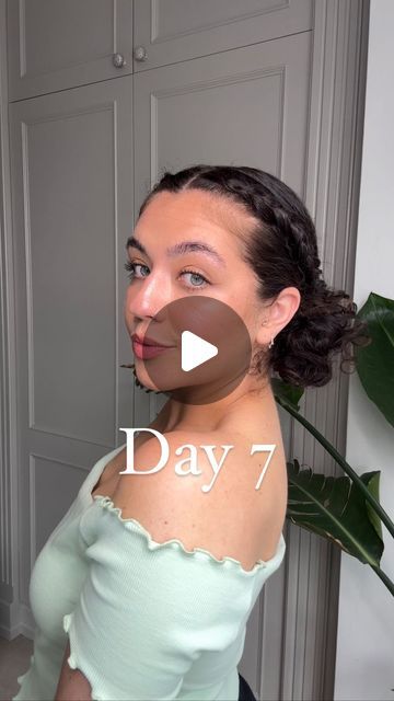 How To Braid Your Own Hair Curly, French Pin Hairstyles Curly Hair, French Braid On Curly Hair, French Pin Hairstyles, Braid On Curly Hair, Braid Curly Hair, Dutch French Braid, French Braiding, Pin Hairstyles