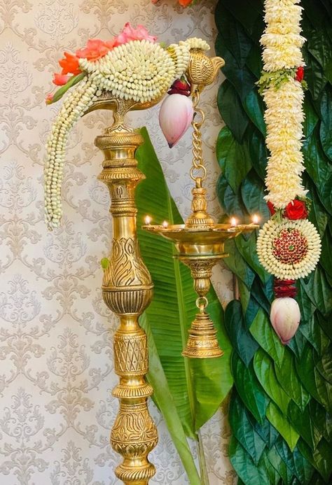 Indian Wedding Decor Inspiration South Indian House Warming Decorations, Weddings Decorations Elegant Romantic, Temple Decoration, God Is In The Details, Home Flower Decor, Themed Wedding Decorations, Pooja Decor, Wedding Background Decoration, Housewarming Decorations