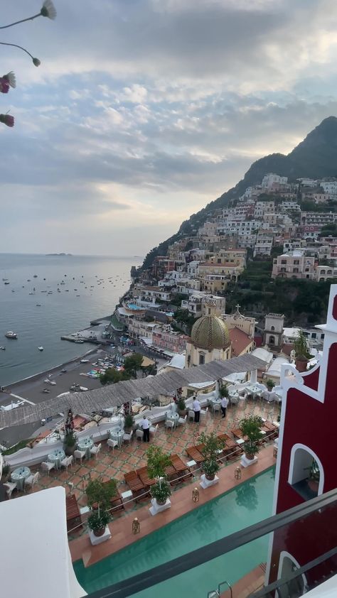 Places To Vacation, Europe Places, Best Places In Italy, Best Places To Vacation, Positano Italy, Explore Italy, Places In Italy, Italy Photography, Italy Aesthetic