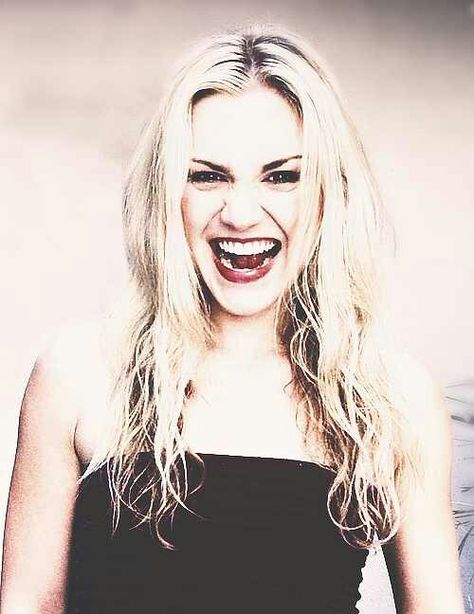 Rachel Miner Meg Supernatural, Rachel Miner, Bobby Singer, Winchester Supernatural, Most Beautiful People, Supernatural Cast, Princess Cartoon, Youtube Videos Music, Misha Collins