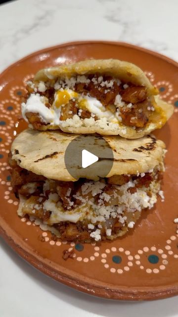 Nelly Valenzuela on Instagram: "Papas con Chorizo Gorditas Buenos días with breakfast Gorditas!!! A thick tortilla, sliced open and stuffed with your favorite filling, that’s a Gordita. #gorditasconpapas #gorditasconpapasychorizo #sopes #sopesdepapasconchorizo #mexicanfood #food #foodie #foodies #foodiesofinstagram #recipe #recipes #cooking #instagramfood #instagramfoodie #instagramfoodies #instagramrecipes #instagramcooking #daisymayscookingandmore #mexicanfood  Ingredients/Recipe: -3 Tbsp Avocado Oil or cooking oil of your choice -8 Potatoes peeled and diced -1 Tsp Pepper -1 Tsp Garlic Salt -9 Ounces Pork Chorizo -1/2 Diced White Onion  Gorditas -3 Cups Maseca corn flour -1/2 Tsp Salt -2 1/2 Cups Warm water or more  Toppings -Avocado Jalapeño Crema -Mexican Crema -Salsa -Grated Queso Fre Chicken Gorditas Recipe Mexican, Maseca Gorditas Recipe, Breakfast Gorditas, Jalapeño Crema, Sopes Mexican, Gorditas Recipe Mexican, Sopes Recipe, Gorditas Recipe, Pork Chorizo