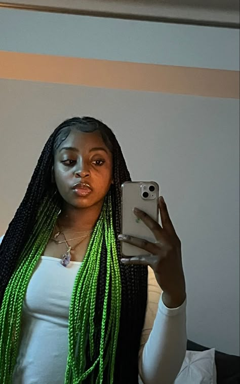 Green And Black Peekaboo Braids, Box Braids With Green In The Back, Green Pickaboo Braids, Black And Green Braids With Curls, Peak A Boo Braids Green, Green Skunk Stripe Braids, Green Braids With Curls, Peekaboo Box Braids Green, Braids With Two Colors