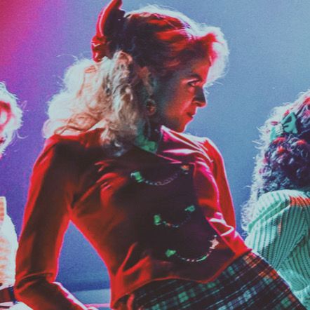 Heathers The Musical Widgets, Heather Holloway Icon, Jessica Keenan Wynn As Heather Chandler, Heathers Pfp Musical, Mitski Painting, Heather Chandler Pfp, Heathers Chandler, Heather Chandler Musical, Heather Chandler Aesthetic