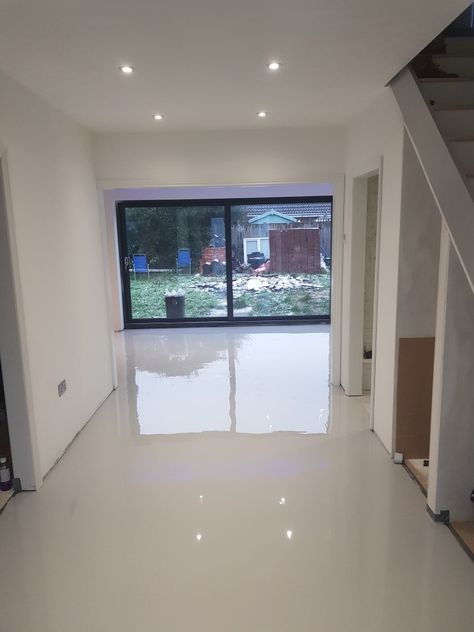 Light grey Epoxy Resin Floor, Chelmsford, Essex. All works carried out by PMR. Neutral Epoxy Floor, Light Grey Epoxy Floor, White Epoxy Floor Basement, Apoxy House Floor White, Epoxy House Floor Concrete, Light Grey Epoxy Garage Floor, Bathroom Toilet Decor, Epoxy Resin Flooring, Marble Flooring Design