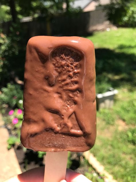 Almond Milk Popsicles, Iced Coffee Popsicles, Dairy Free Popsicles, How To Make Mocha, Fudgesicle Recipe, Mocha Iced Coffee, Fudge Popsicles, Milk Popsicles, Dairy Free Fudge