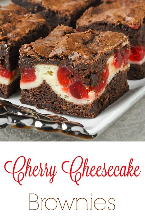 Cherry Cheesecake Brownies, Cheesecake Christmas, Cheesecake Brownie Bars, Dessert Squares, Christmas Brownies, Cheesecake Brownie, Chocolate Cheesecake Recipes, Rock Recipes, Chewy Brownies