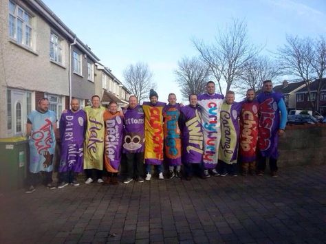 Irish lads go on a christmas pub crawl dressed as a selection box   l   The Poke Pub Crawl Themes Costumes, Pub Crawl Outfit, Group Fancy Dress, Bar Outfit, Pub Crawl, Costume Themes, Irish Celtic, Christmas Chocolate, Themed Outfits