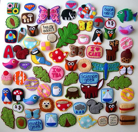 Felt Brooches, Felt Magnet, Baby Mobil, Felt Embroidery, Felt Food, Felt Patterns, Felt Brooch, Tiny Treasures, Felt Diy