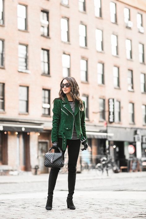 b5a1fc2085986034e448d2ccc5bb9703desc37166039ri Green Jacket Outfit, Wendy Nguyen, Green Suede Jacket, Wendy's Lookbook, Green Leather Jackets, Winter Mode, Leather Jacket Outfits, Cute Winter Outfits, Karen Walker