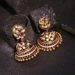 Temple Jewellery Jhumkas, Golden Jhumka, Gold Things, Jhumkas Earrings, Ruby Jewelry Necklaces, Festival Jewellery, 22k Gold Earrings, Gold Jhumka, Jhumka Designs