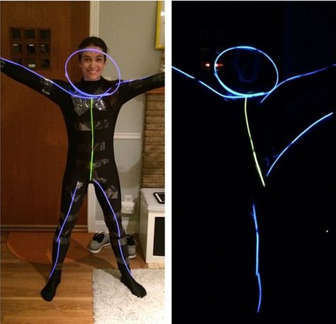 If you're headed to a party where you know the lights will be low, you have to try this genius glow-in-the-dark costume. Sure, it looks a little silly with the lights on, but once it's nighttime — bam, neon brilliance. Get the tutorial at Creating Really Awesome Free Things » Stick Figure Costume, Dark Costumes, Halloween School Treats, Wow Photo, Diy Glow, Fairy Halloween Costumes, Homemade Halloween Costumes, Diy Halloween Costumes Easy, Glow Stick