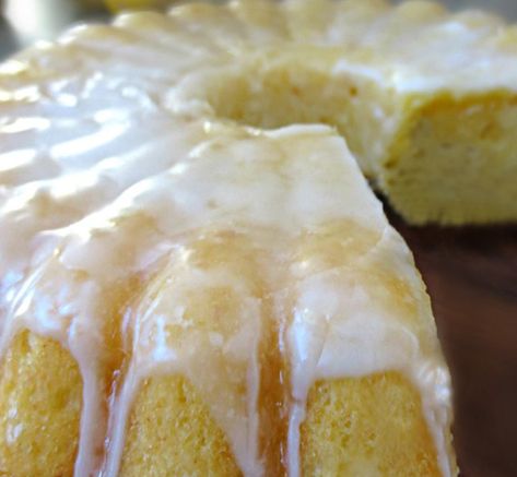 Ricotta Olive Oil Cake, Olive Oil Pound Cake, Lemon Olive Oil Cake, Flavored Olive Oil, Lemon Cake Recipe, Oil Cake, Olive Oil Cake, Lemon Ricotta, Cake Frosting