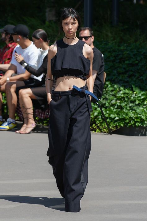 Hippie Summer Outfits, Kawaii Clothes Goth, Lux Fashion, 2024 Menswear, Summer Outfits 2024, Androgynous Fashion, Menswear Fashion, Menswear Collection, 가을 패션