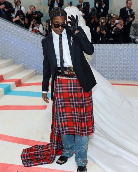 Asap Rocky Outfits, Kilt Outfits, Gala Outfit, Genderless Fashion, Asap Rocky, Guys Clothing Styles, Streetwear Aesthetic, Streetwear Men Outfits, Alternative Outfits