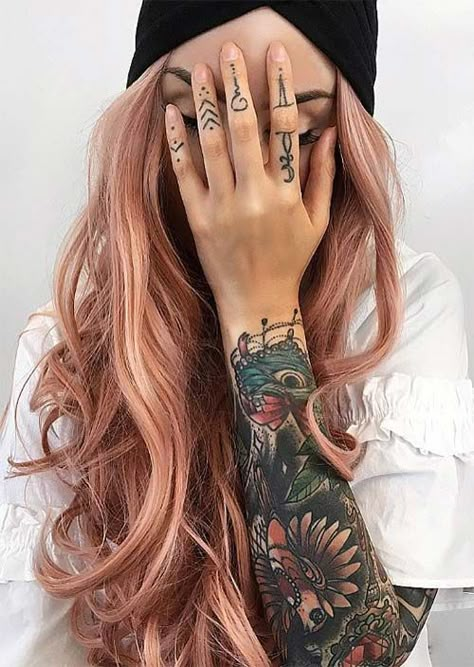 Rose Gold Hair Blonde, Pinwheel Hair Color, Gold Hair Colors, Hair Color Rose Gold, Hair Charms, Hair Color Crazy, Colored Curly Hair, Dark Brown Hair Color, Wild Hair