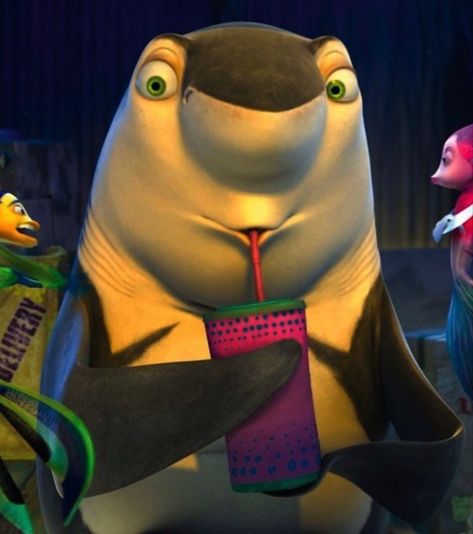 Hot Fish From Shark Tale, Shrimp From Shark Tale, Shark Tale Aesthetic, Shark Tale Characters, Shark Tail Movie, Fish From Shark Tale, Angie Shark Tale, Lenny Shark Tale, Funny Hear Me Out Characters