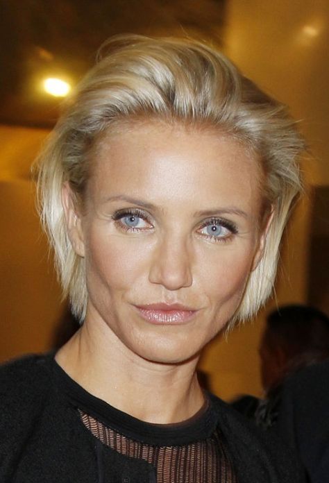 2013 Short Blonde Bob Short Hair Combed Back, Women Over 40 Short Hair, Cameron Diaz Short Hair, Cameron Diaz Hair, Haircut Models, Combed Back Hair, Blond Bob, Short Haircuts With Bangs, Short Blonde Bobs