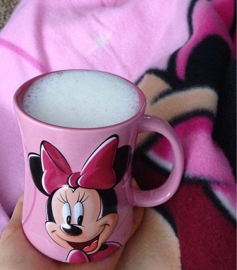 Disney Princess Mugs, Minnie Mouse Mug, Unicorn Coffee Mug, Disney Coffee Mugs, Cute Mini Backpacks, Mug Display, Disney Mugs, Pretty Mugs, Disney Home Decor