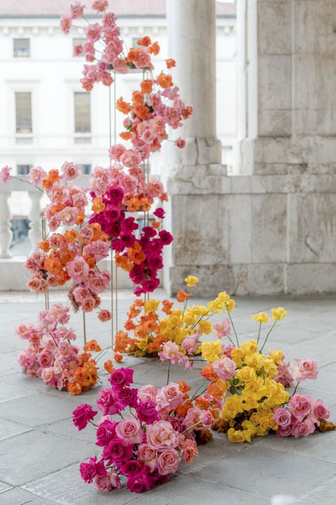 Unconventional Wedding Centerpieces, Funky Floral Wedding, Bright Coloured Wedding Decor, Unusual Wedding Flowers, Unique Ceremony Florals, Unique Floral Installations, Colorful Ceremony Flowers, Bold Wedding Florals, Unique Ceremony Backdrop