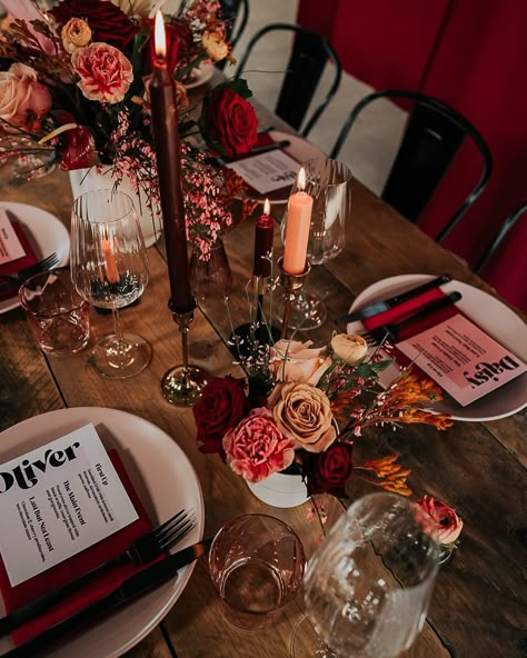 Trendy Ideas For Terracotta Wedding Colors In 2022/2023 ★ terracotta wedding colors table flowers Red And Gold Wedding Decor, Red And Gold Wedding, Gold Wedding Decor, Wedding Color Combinations, Wedding Ceremony Script, Green Wedding Colors, Winter Wedding Colors, Sage Green Wedding, Rustic Wedding Venues