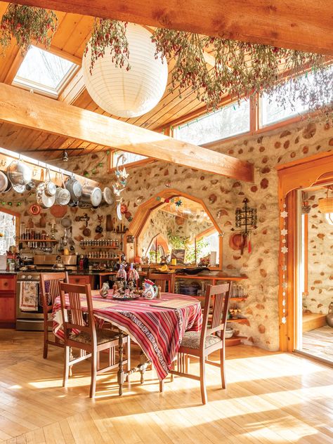 Building this Cordwood Home was a Labor of Love Cordwood Homes Interior, Cobb House Interior, Round House Interior, Earth Ship Homes, Cob House Kitchen, Rammed Earth House, Cob House Interior, Hemp House, Earthen Home