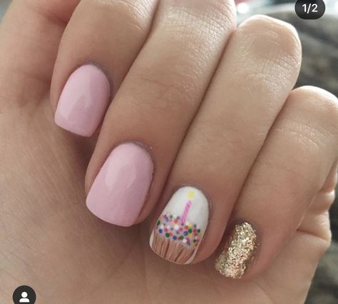 Shellac Birthday Nails, Birthday Nails Cupcake, First Birthday Nails For Mom, Birthday Manicure Ideas, First Birthday Nails, Birthday Cake Nails Design, Kids Gel Nails Ideas, Happy Birthday Nails Designs, Birthday Gel Nails