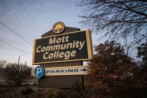 Mott Community College receives award for Women in Education Initiative - MLive.com Manifest College Acceptance, Community College Aesthetic, Montana State University Aesthetic, Westmont College, Hillsborough Community College, Genesee County, Dental Emergency, Incentive Programs, Teaching Biology