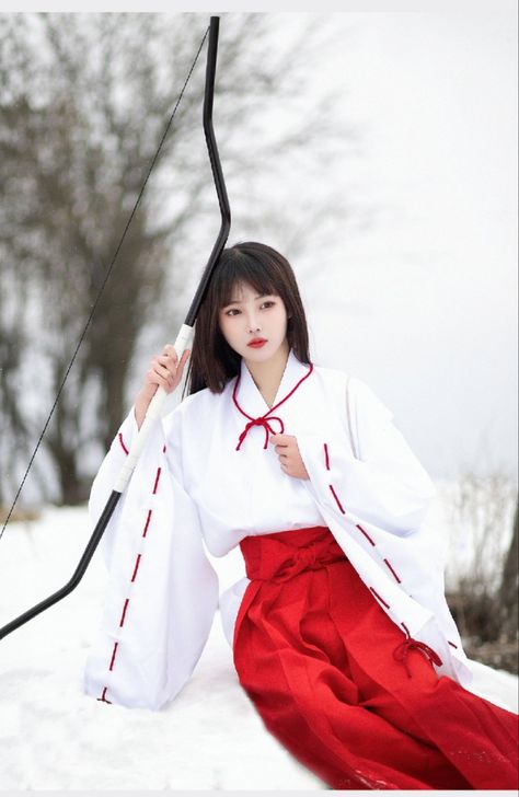 Kikyo Cosplay, Inuyasha Cosplay, Maria Rose, Kagome Higurashi, Jennie Edit, Cosplay Characters, Naruto Girls, Real Girls, Cute Poses