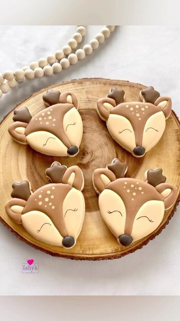 Christine - Custom Cookies on Instagram: "Sweet Baby Deer cookies! . . . . . . . . . . . . . . . . . . #birthdaycookies #woodlandcookies #babyshowercookies #deercookies #animalcookies #cutecookies #marthabakes #cookiedecorator  #cookievideo   #royalicingcookies  #decoratedcookies   #cookietutorial #cookiedecorating  #portwashingtoncookies #cookiesofinstagram" Deer Cookies Decorated, Deer Royal Icing Cookies, Squirrel Cookies Royal Icing, Woodland Animal Cookies Decorated, Naruto Group, Fawn Cookies Decorated, Squirrel Sugar Cookies Decorated, Forest Animals Cookies Decorated, Deer Cookies