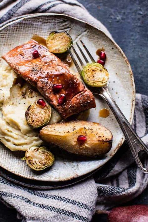 Maple Glazed Baked Salmon - Fall inspired salmon...simple, fast, colorful, healthy and cozy!! And ready in under an hour! From halfbakedharvest.com Maple Glazed Salmon, Salmon Recipes Baked Healthy, Half Baked Harvest Recipes, Harvest Recipes, Baked Salmon Recipes, Glazed Salmon, Maple Glaze, Half Baked, Half Baked Harvest