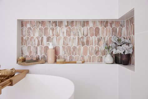 The Block 2021: Week 2 — Guest ensuite reveal - Style Curator Arched Niche In Wall Bathroom, Bathroom Vanity Niche, Bath Feature Wall, Curved Tiles, Bath Plants, Modern Moroccan Bathroom, Vanity Styling, Tile Niche, Terrazo Flooring