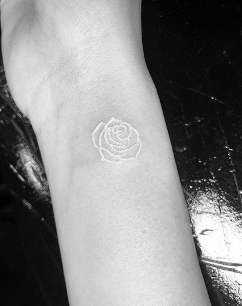 Tattoos White Ink, White Rose Tattoo, Small White Tattoos, White Rose Tattoos, White Ink Tattoo, Small Tattoos With Meaning, Tattoo Zeichnungen, Small Tattoos Simple, Red Ink Tattoos