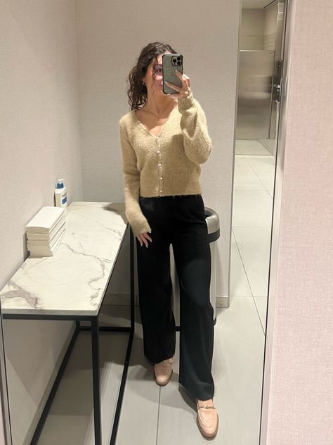 Office Ootd, Black Pants, Pants, My Style, Black