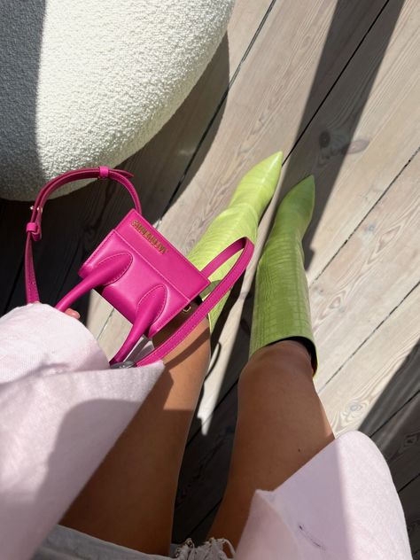 Countryside Fashion, Cute Aesthetics, Leonie Hanne, Rich Girl Lifestyle, Green Boots, Trendy Aesthetic, Evening Dress Fashion, Fashion Fits, Fashion Killa