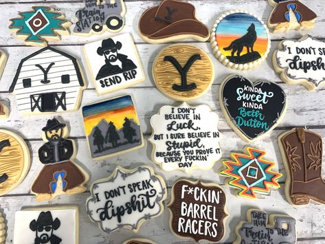 Yellowstone Christmas, Cowboy Birthday Cakes, Lodge Christmas, Large Cookies, Cowboy Theme Party, Cowboy Cookies, Cakes And Cookies, Cowboy Birthday, Pretty Cookies