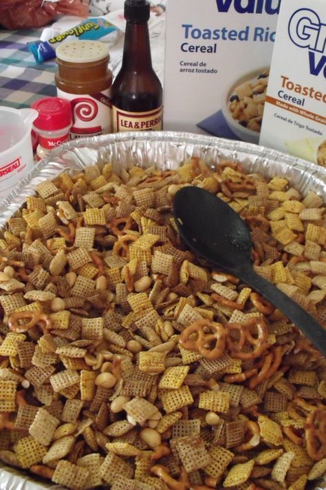 The Original Chex Mix Cereal recipe Original Chex Mix, Chex Mix Original, Chex Mix Recipes Original, Original Chex, Homemade Chex Mix, Chex Mix Recipe, Chex Mix Recipes, Snack Mix Recipes, Puppy Chow