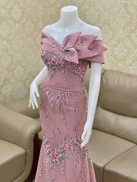 Mermaid tail evening dresses Neck Ideas, Myanmar Dress Design, Elegant Blouse Designs, Elegant Dresses Classy, African Fashion Women Clothing, Beautiful Dress Designs, Stylish Party Dresses, �فستان سهرة, Elegant Dresses For Women