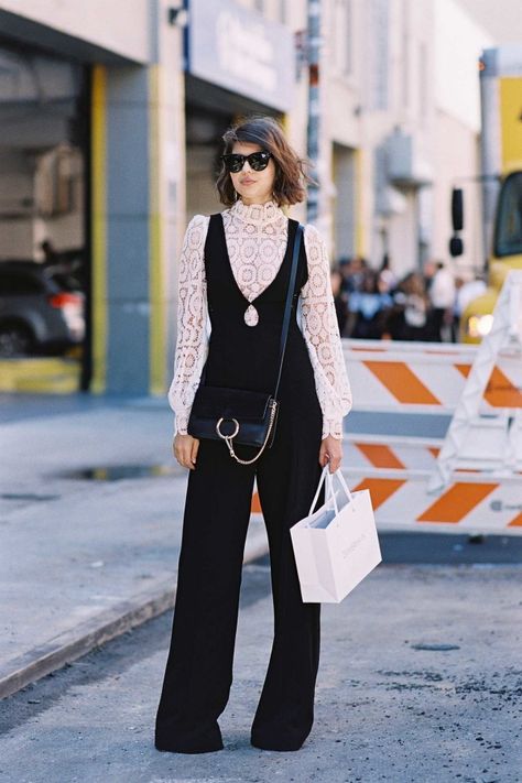 Black Jumpsuit Outfit, Lace Turtleneck, Turtleneck Outfit, Elegant Sweater, Sweater Trends, Jumpsuit Outfit, Street Style Trends, Layering Outfits, Summer Fashion Trends