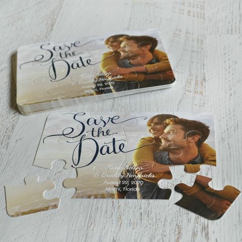 Save the date puzzles! Super cute and fun idea. 20 Year Anniversary Ideas, Wedding Puzzle Pieces, Elegant Wedding Colors, Save The Date Pictures, Gold Wedding Centerpieces, Engagement Photo Props, Themed Wedding Decorations, Wedding Puzzle, Save The Dates Wedding