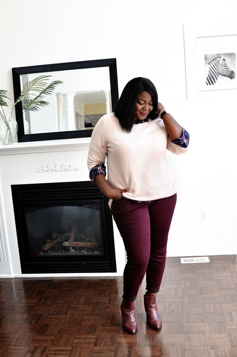 Burgundy Pants Outfit Work, Burgundy Pants Outfit, Chic Autumn Outfits, Maroon Pants Outfit, Pants Outfit Work, Maroon Pants, 3 Ways To Wear, Burgundy Pants, Plus Size Looks